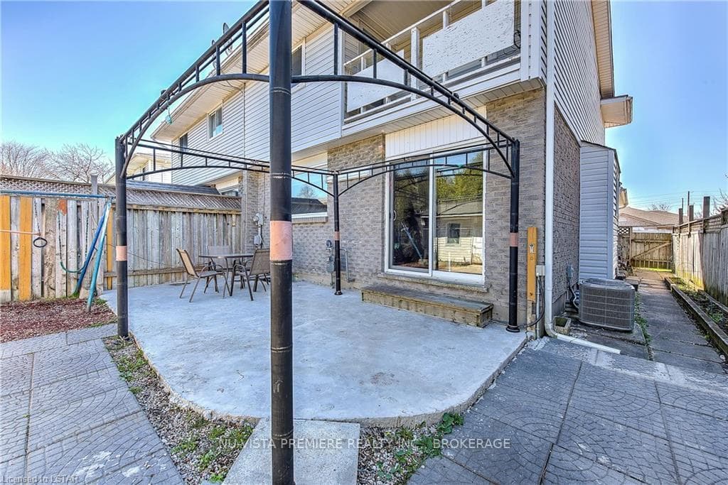 115 ASHBURY Avenue photo 39