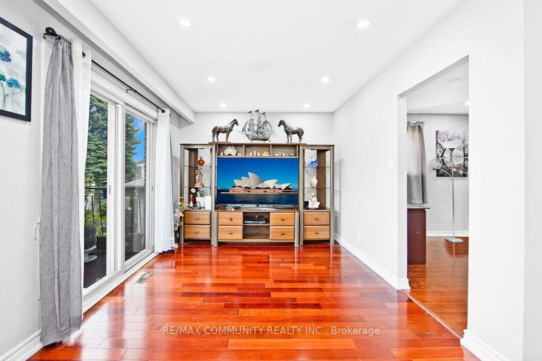 17 Tineta Crescent photo 12