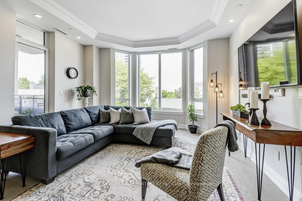 1441 Elgin Street Unit 311 photo 11