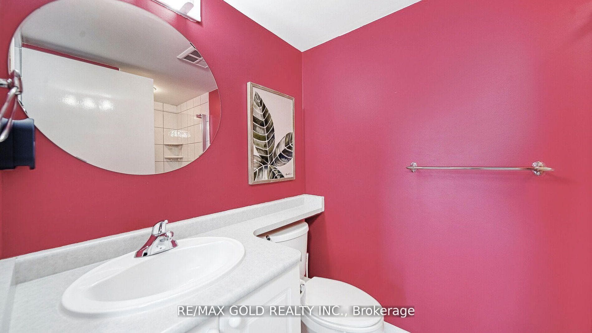 550 Queens Quay Unit 509 photo 13