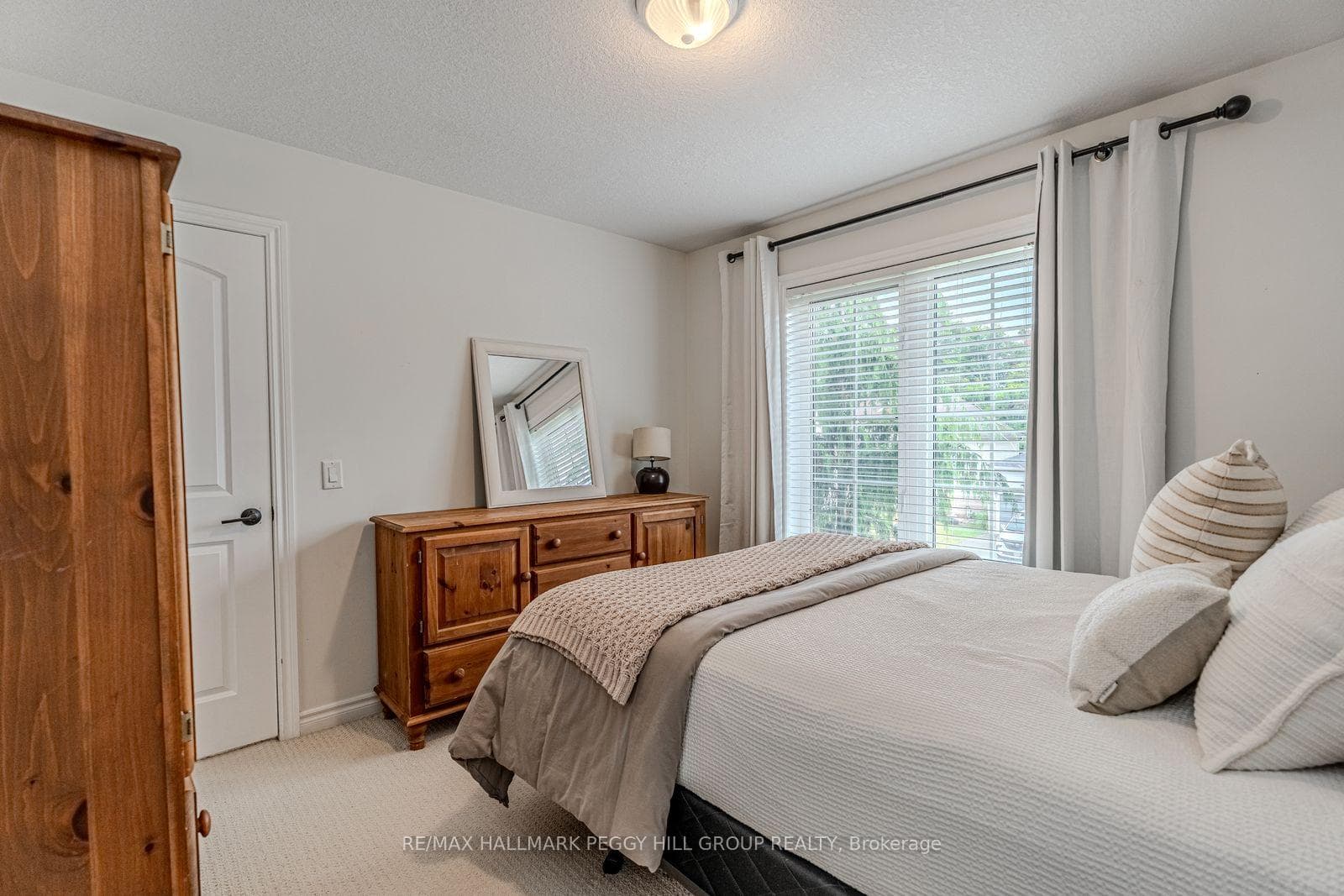 11 Oakmont Avenue photo 10