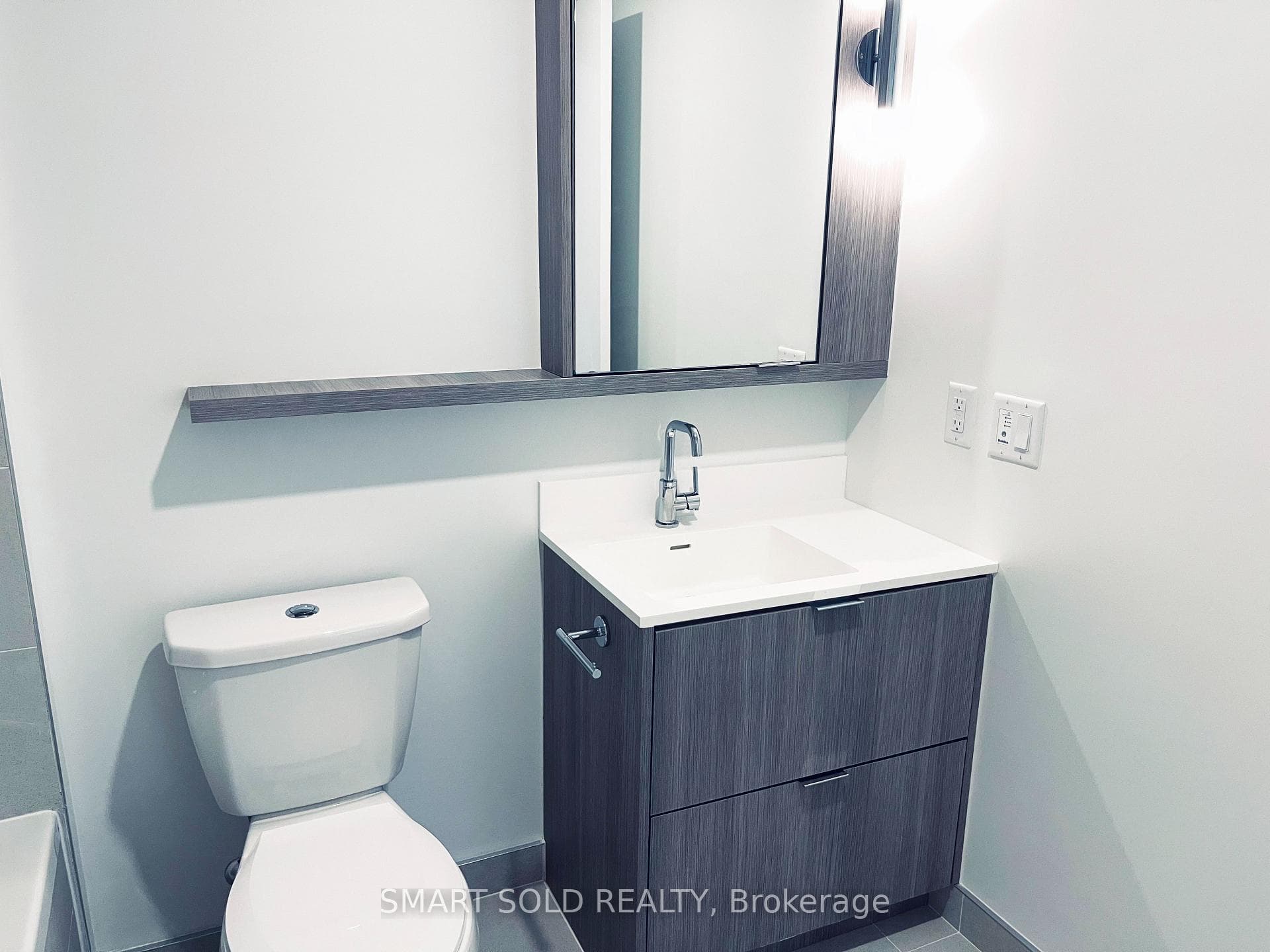6 Greenbriar Road Unit 906 photo 13