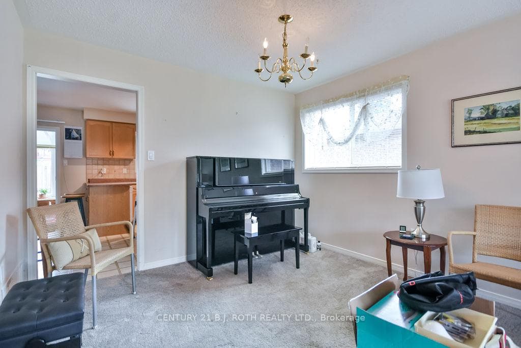 26 Johnson Street photo 12