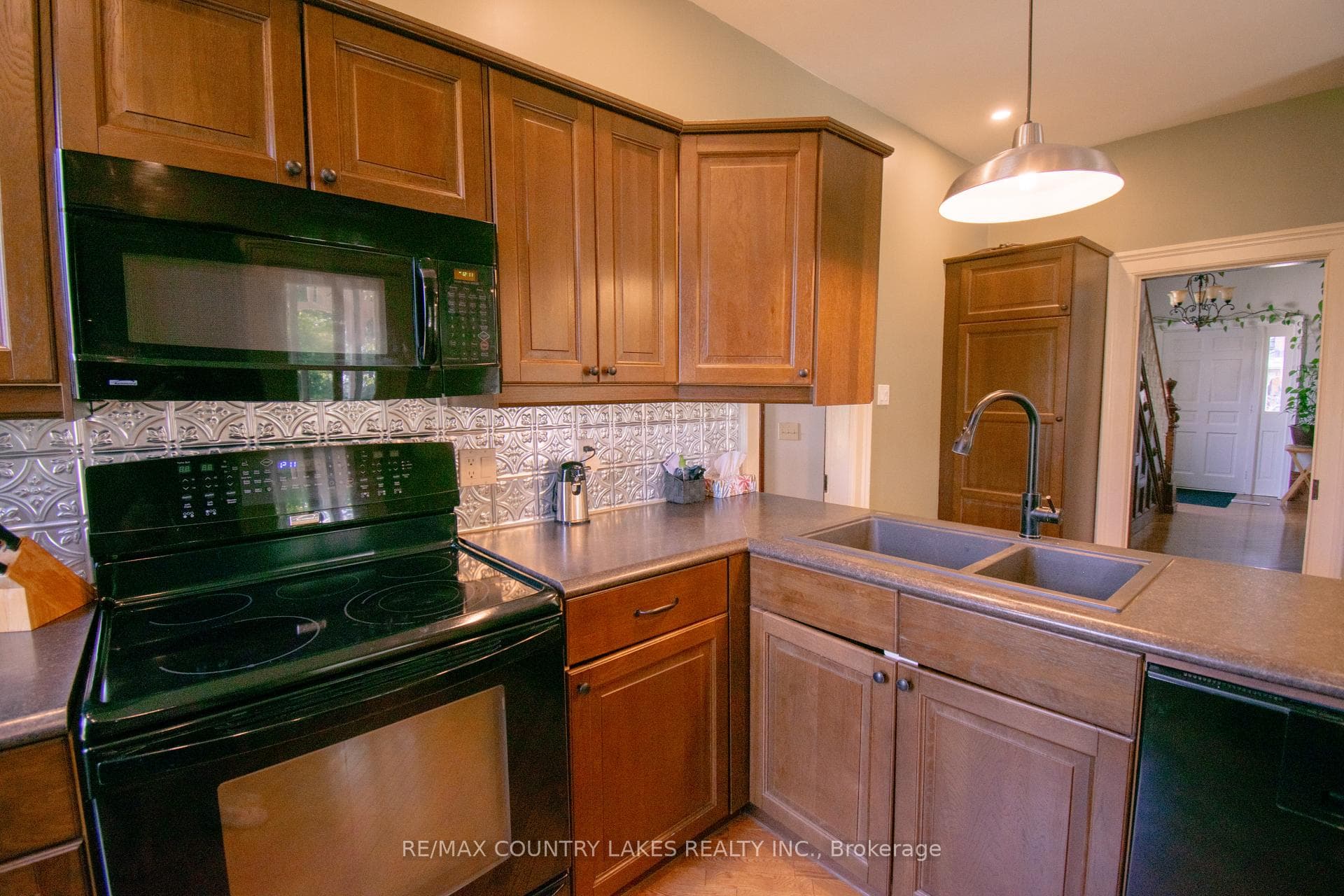 100 Nappadale Street photo 19