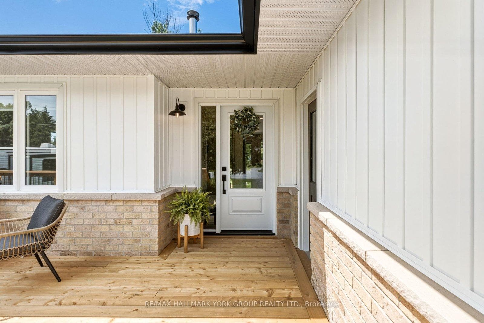 54 Twmarc Avenue photo 6
