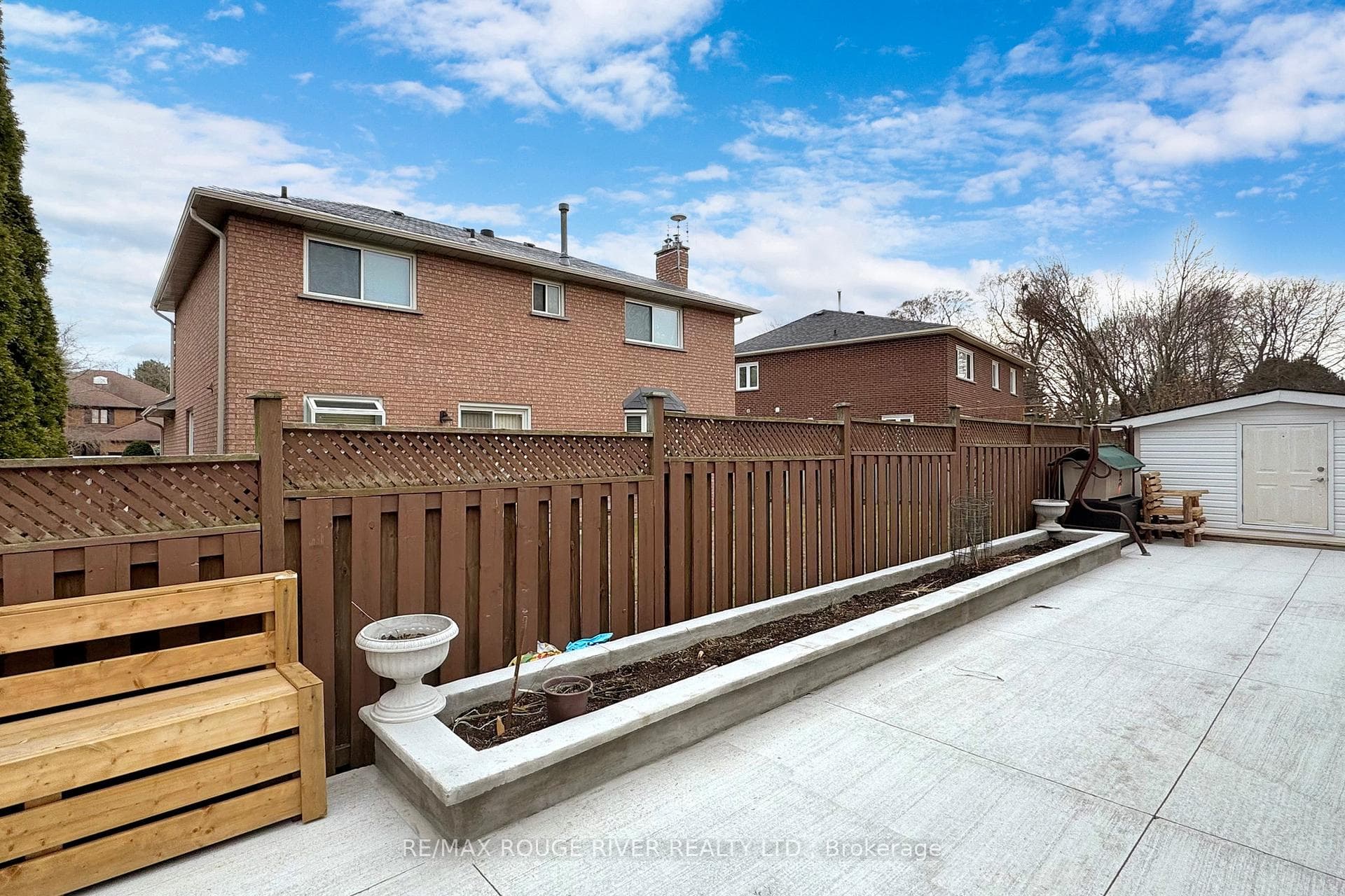 3775 Ellesmere Road photo 37