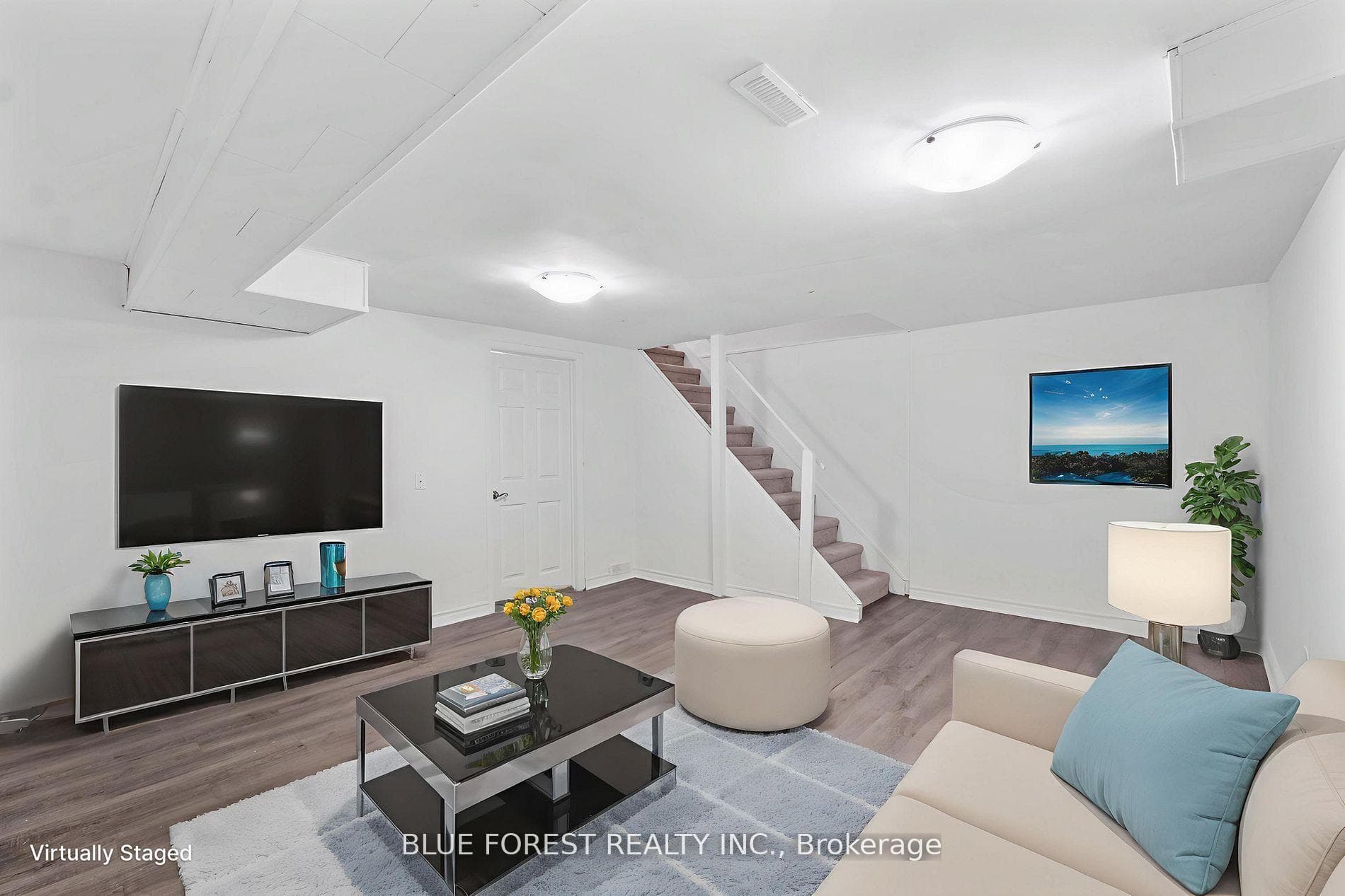 696 Wonderland Road Unit 15 photo 12
