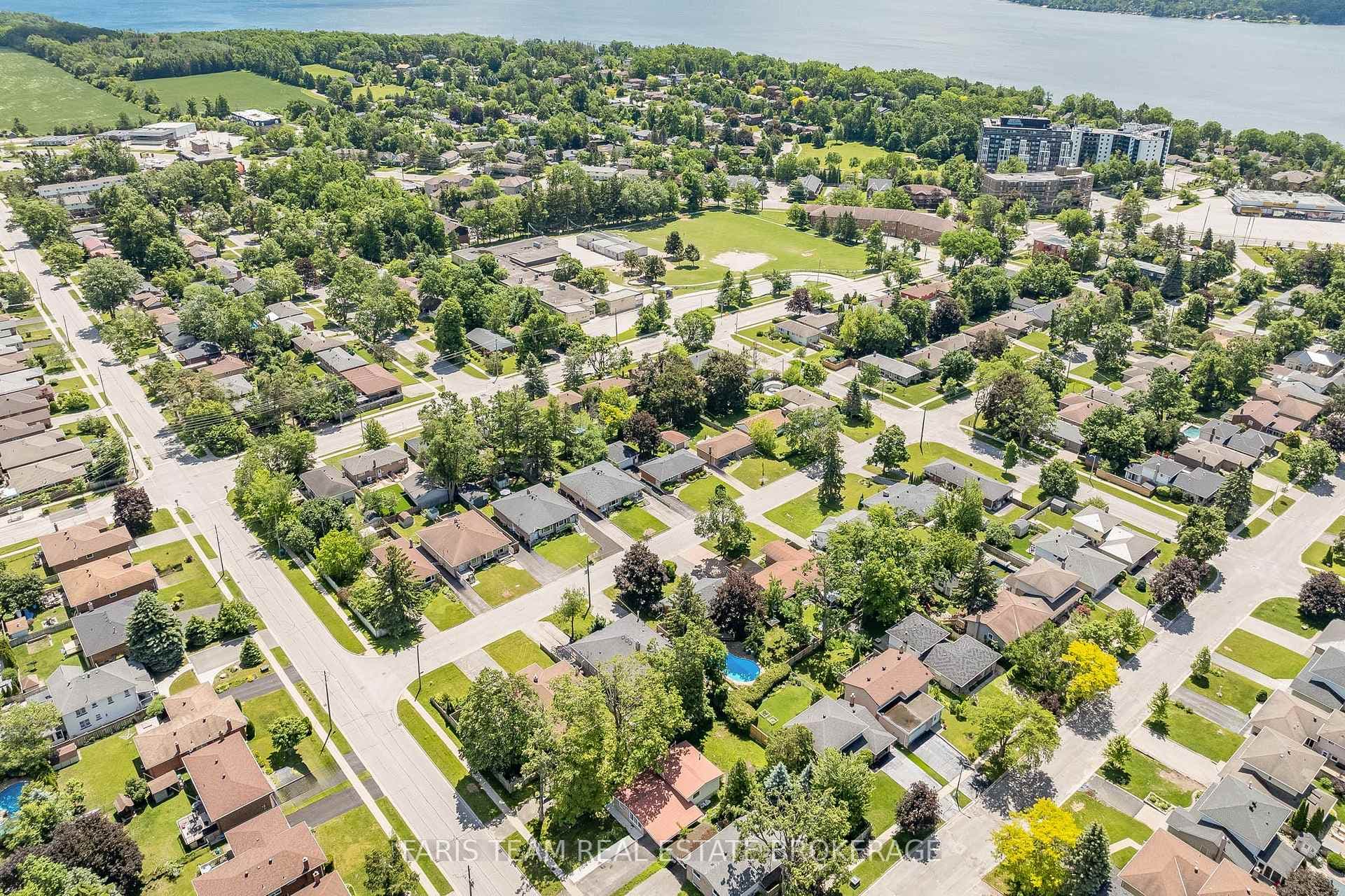 37 Downsview Drive photo 32