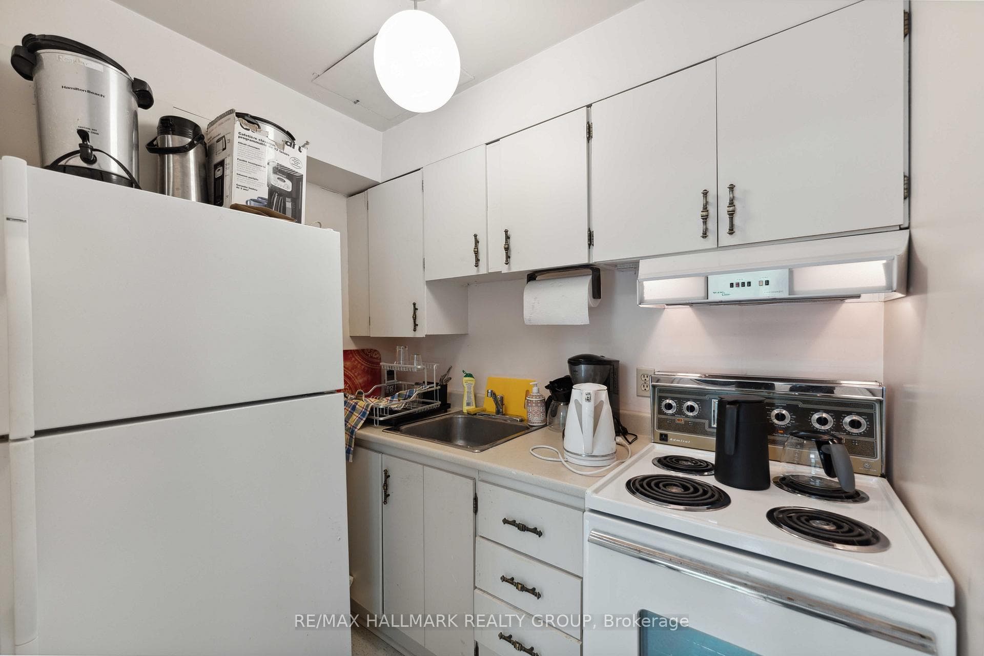 370 Dominion Avenue Unit 505 photo 37