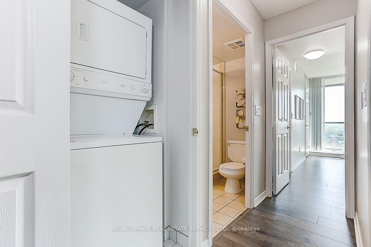 5500 Yonge Street Unit 808 photo 21