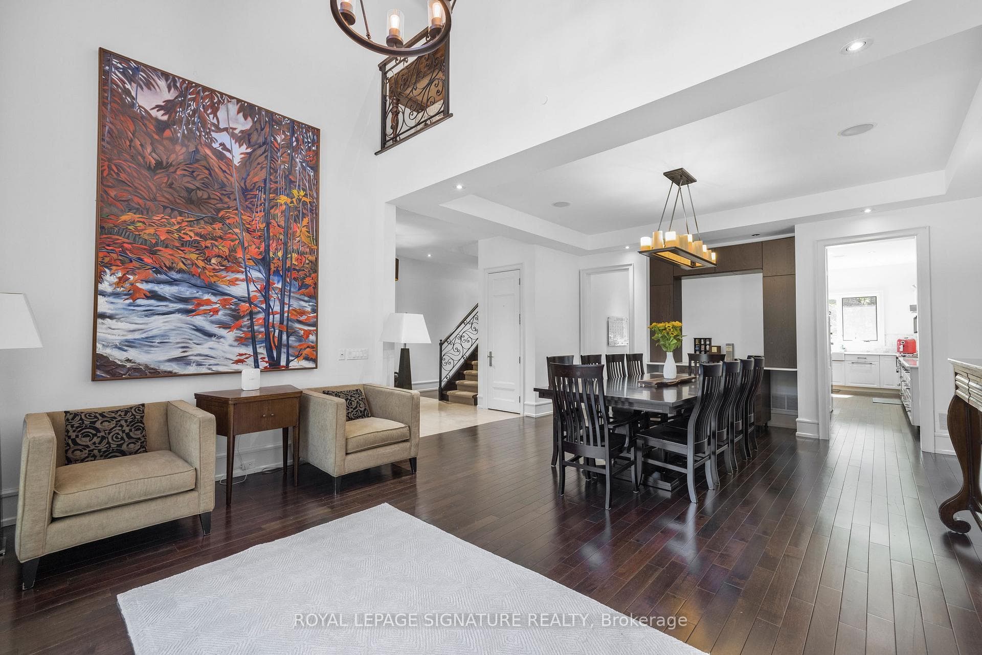 44 Crossburn Drive photo 3