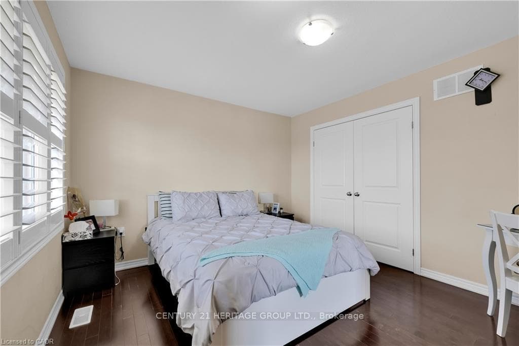 1354 Upper Sherman Avenue photo 17