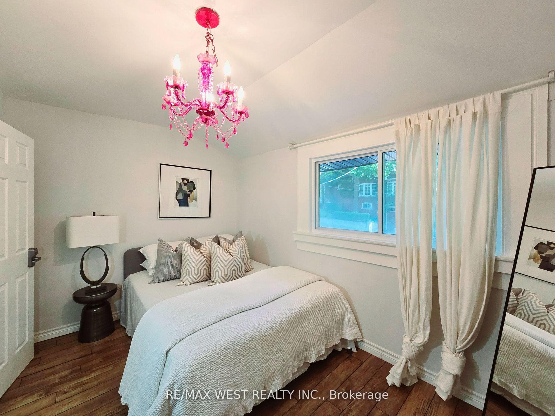 140 Brookside Drive photo 19