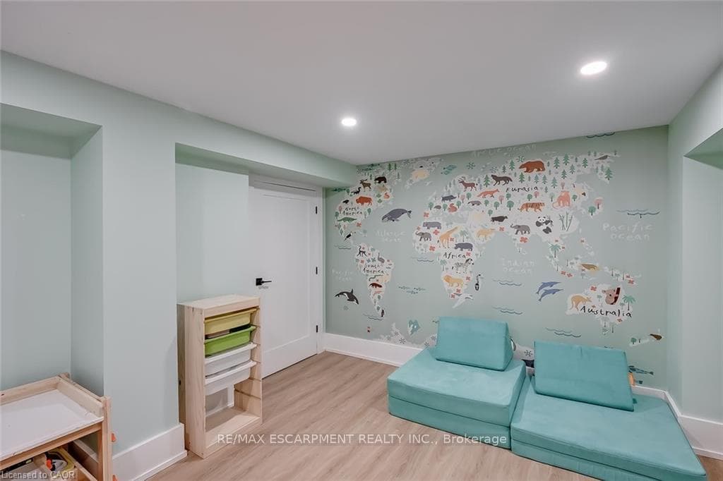 327 Goodram Drive photo 36