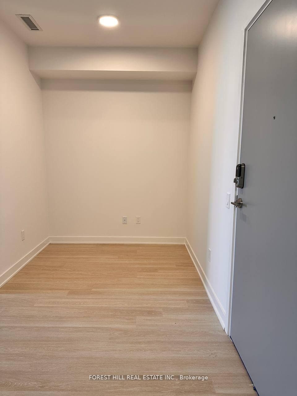 50 Upper Mall Way Unit B1804 photo 2