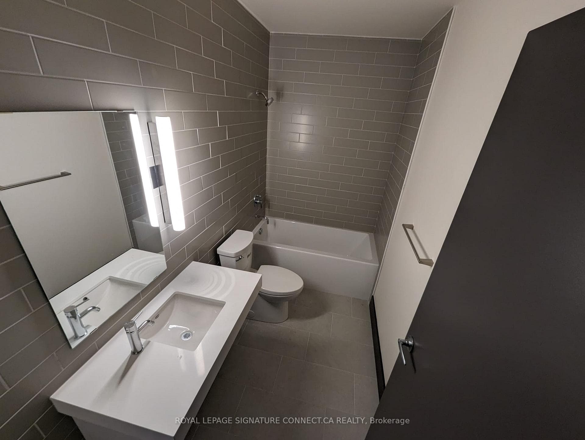 121 King Street Unit 602 photo 9