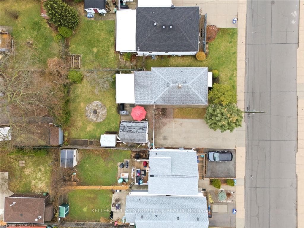 547 COCHRANE Road photo 19