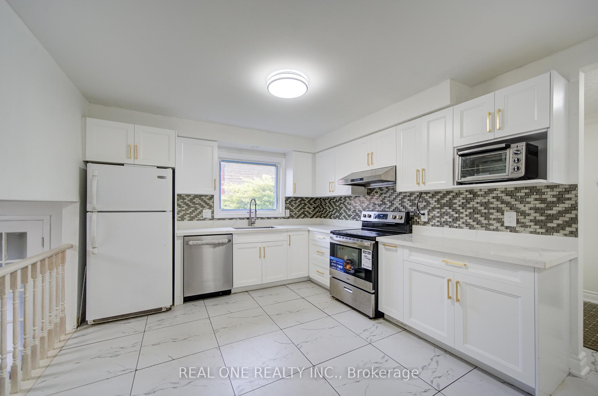 151 Fawcett Trail photo 4