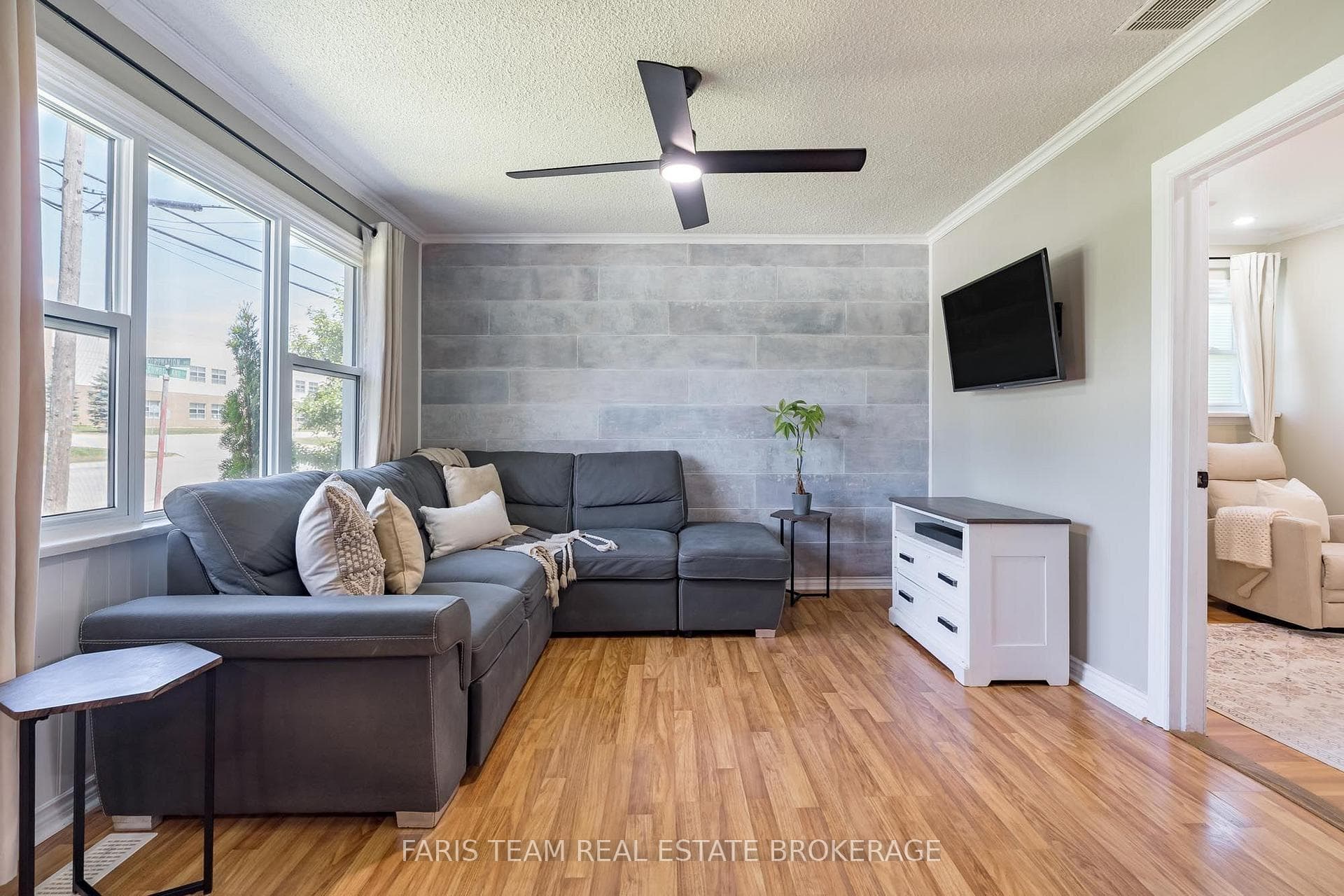 2721 Cumberland Road photo 8