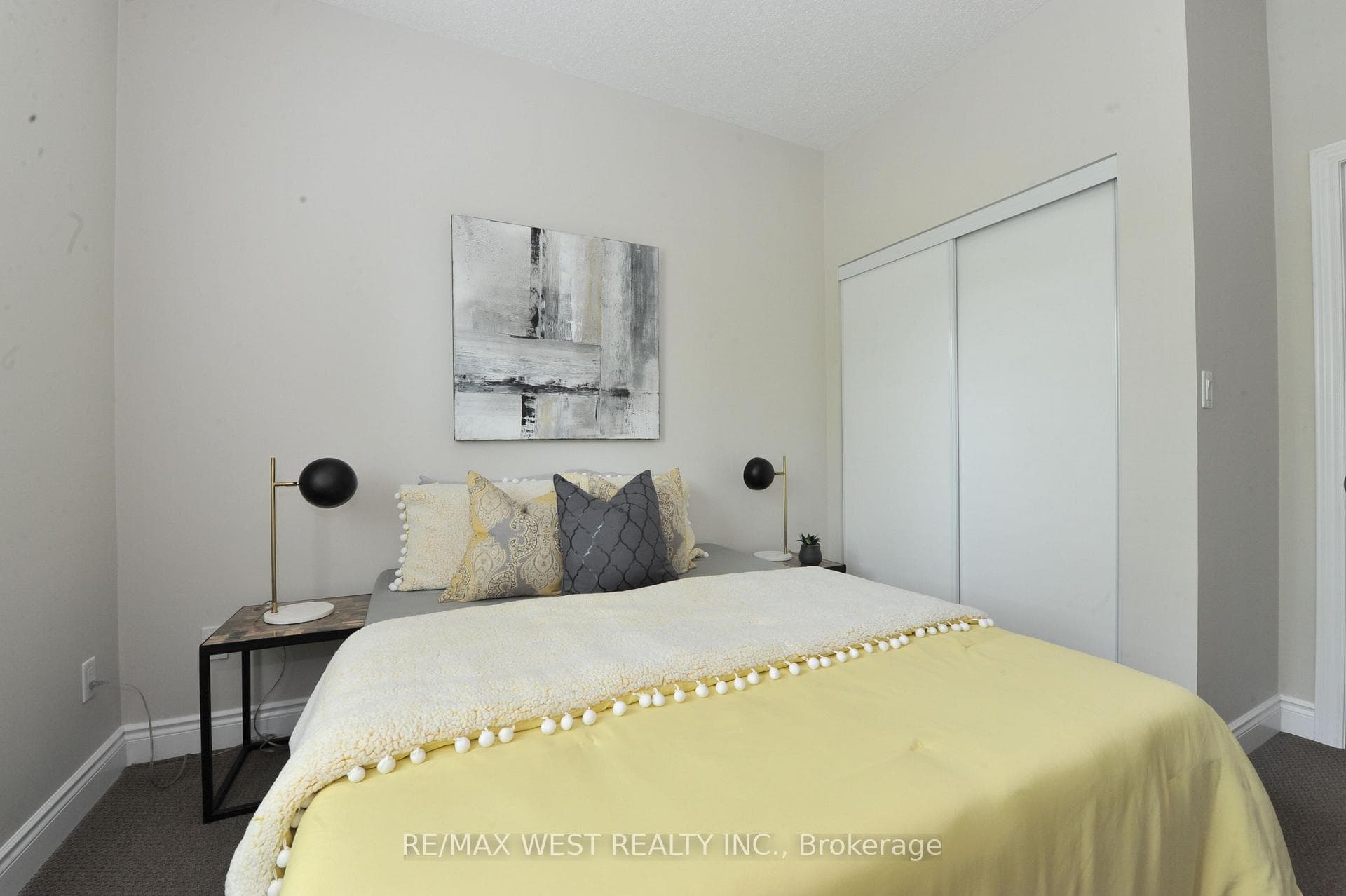 3170 Erin Mills Parkway Unit 109 photo 20