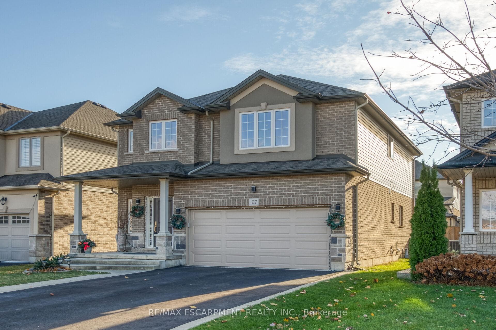 127 Lampman Drive photo 5