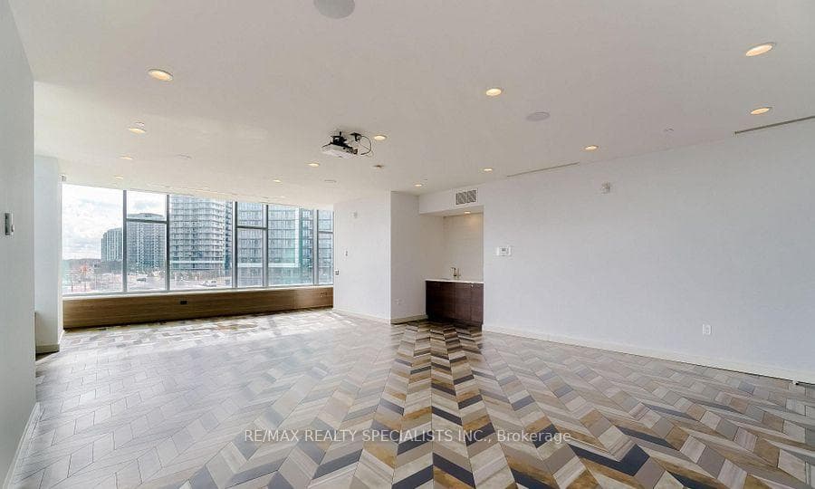 2560 Eglinton Avenue Unit 1509 photo 16