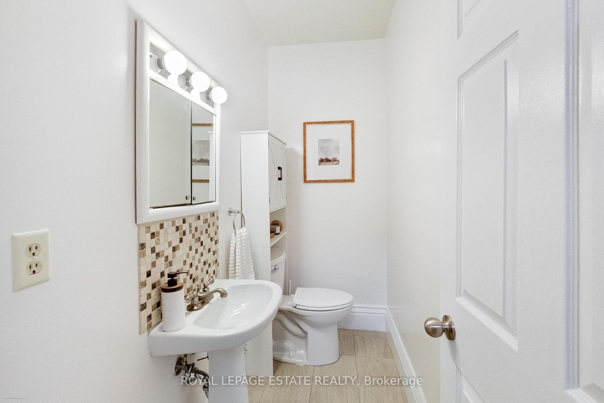 237 Glebemount Avenue photo 13