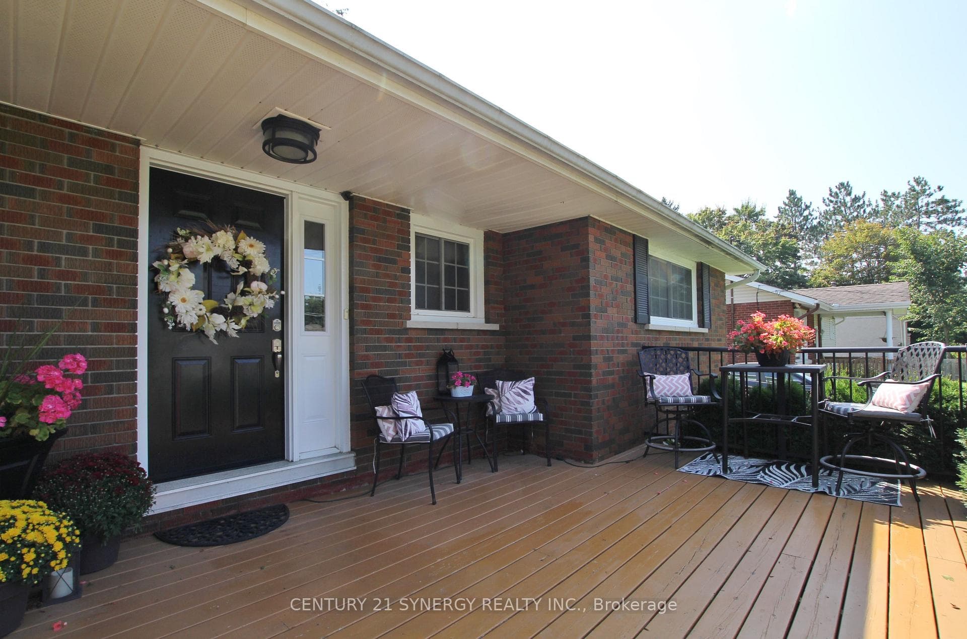 6164 Ottawa Street photo 4
