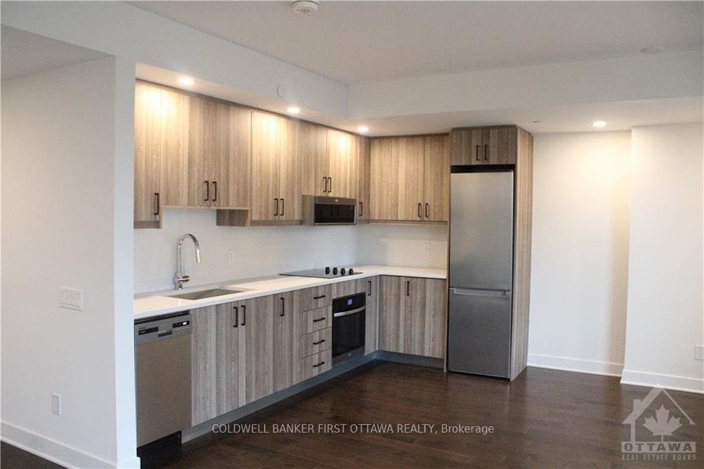 180 GEORGE Street Unit 1401 photo 5