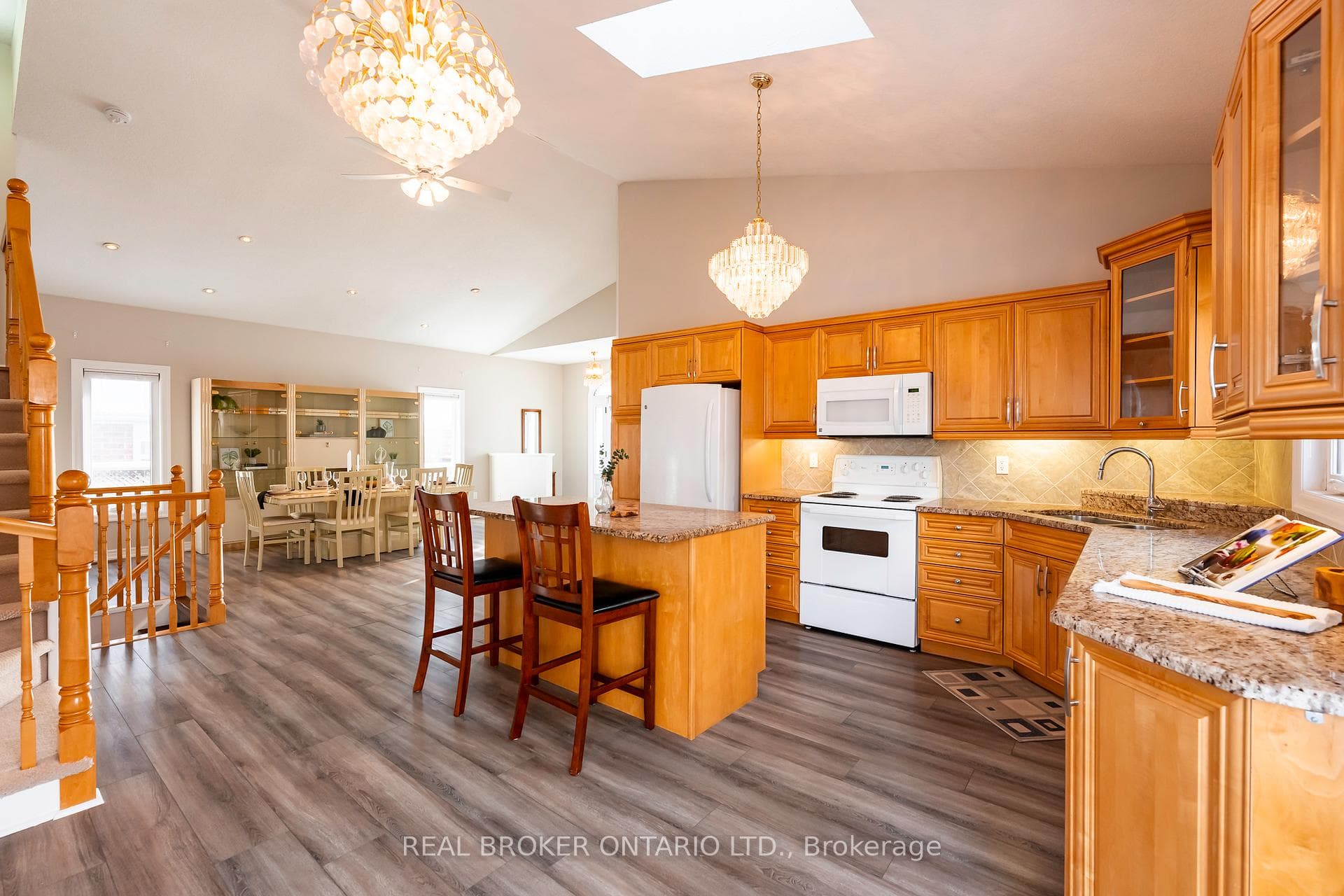 7 Appleton Drive photo 11