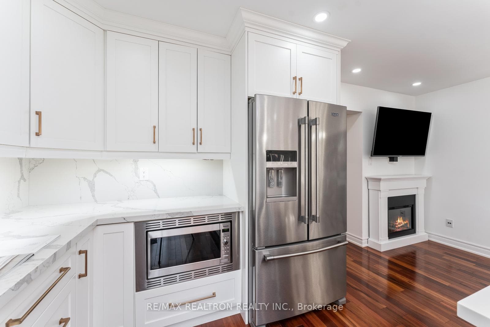 5378 Tree Crest Court photo 21