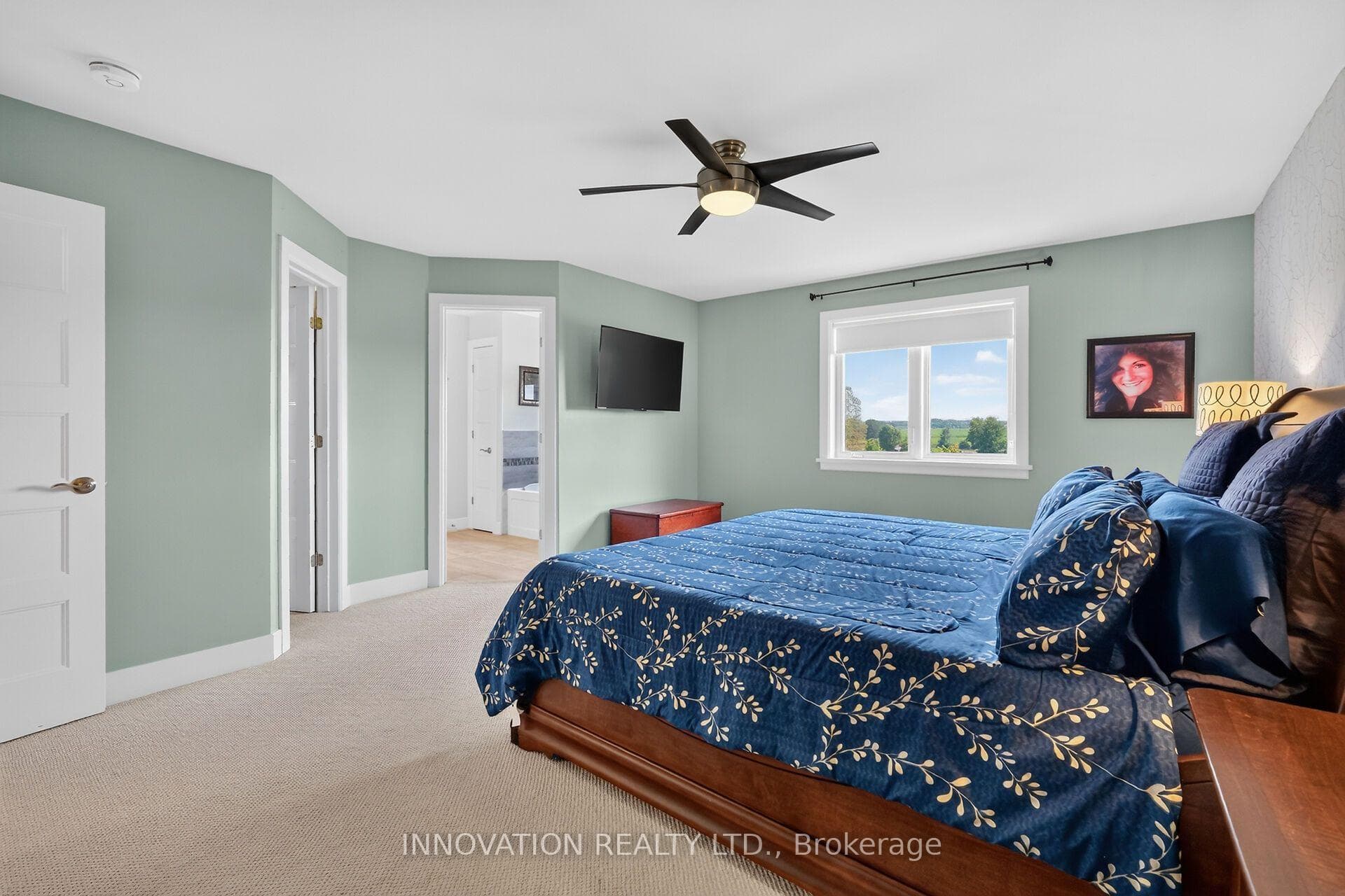 657 Meadowridge Circle photo 23