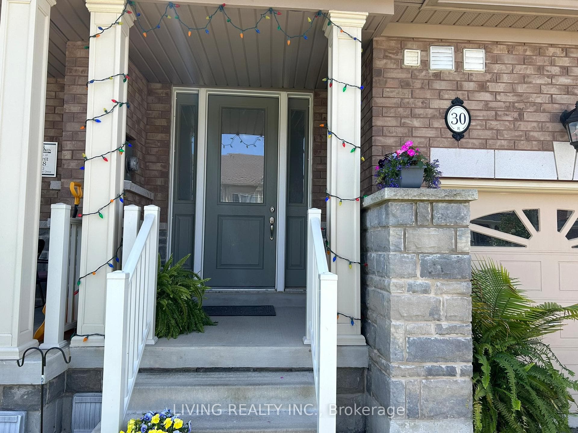 30 Bayonne Drive photo 3