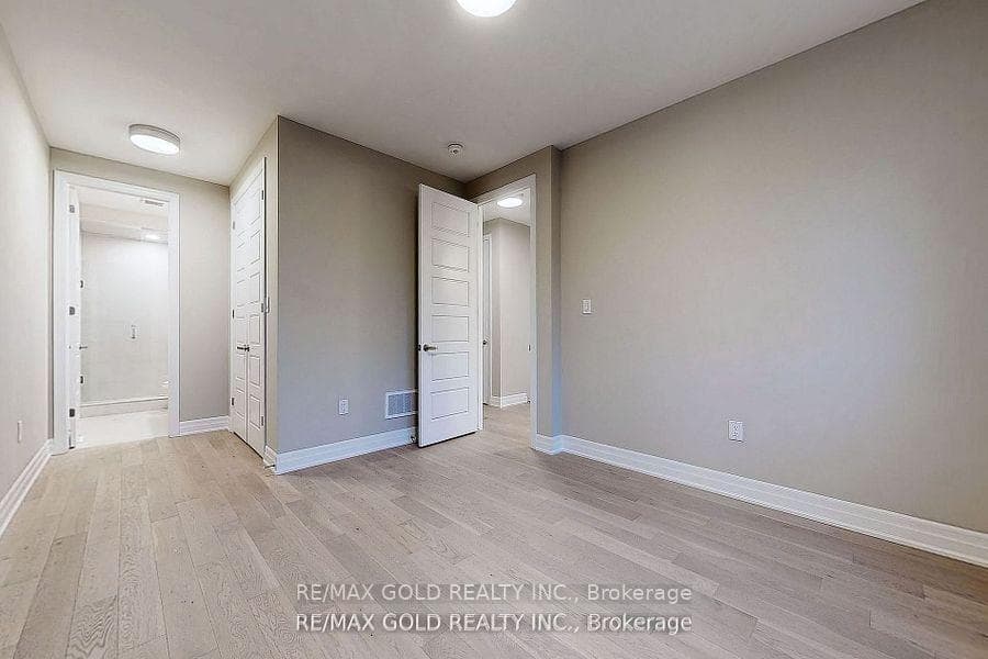 1399 Ripplewood Avenue photo 39