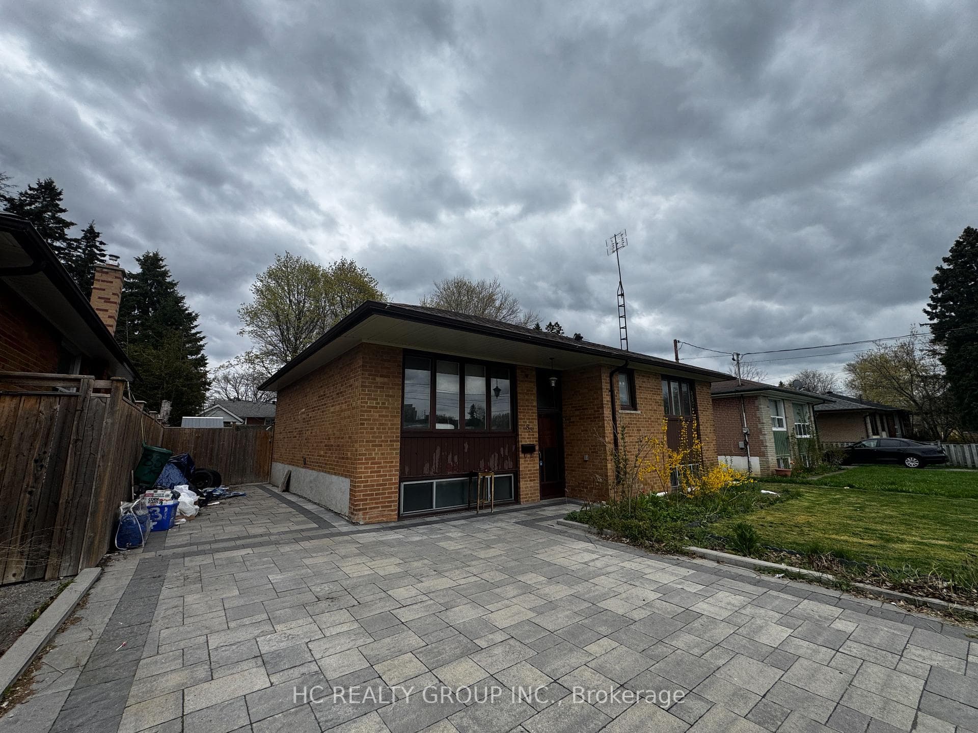 83 Sussex Avenue Unit Abv Gnd photo 6