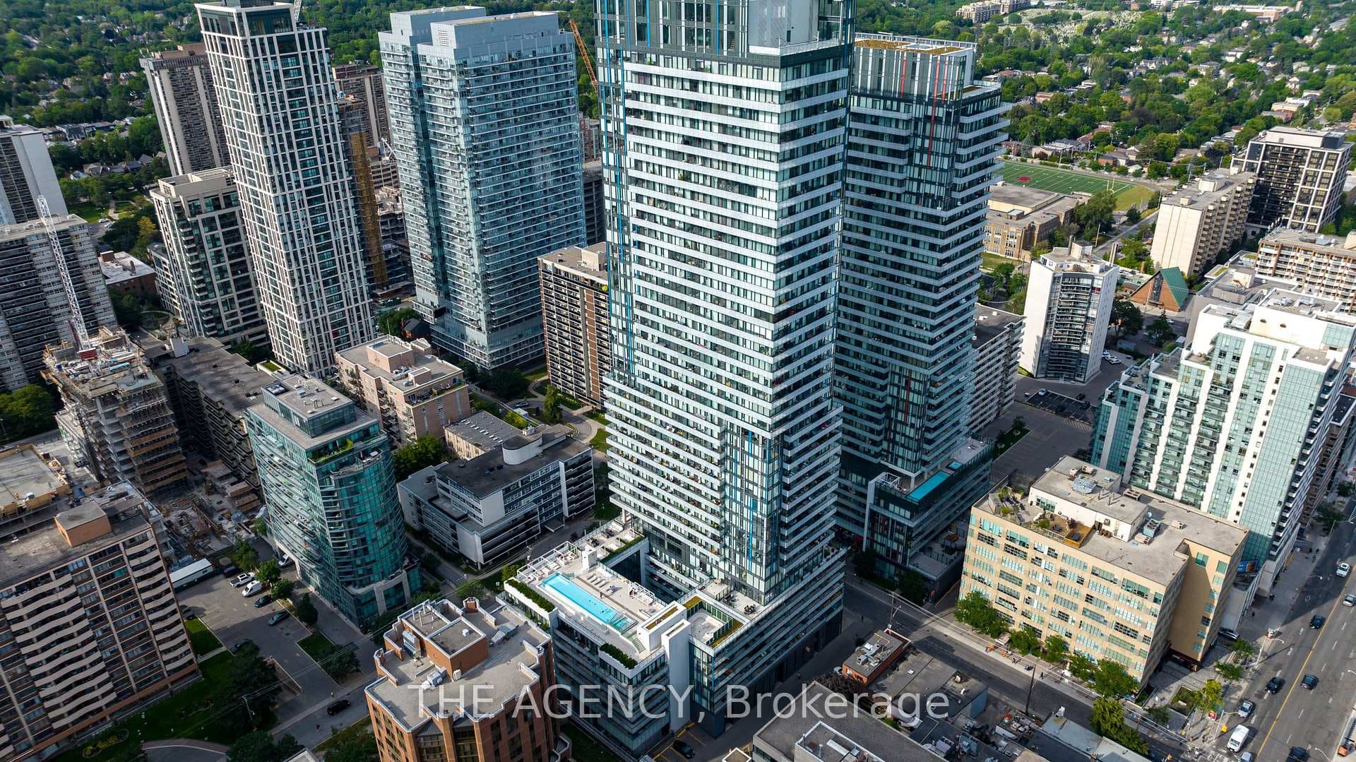 161 Roehampton Avenue Unit 804 photo 29