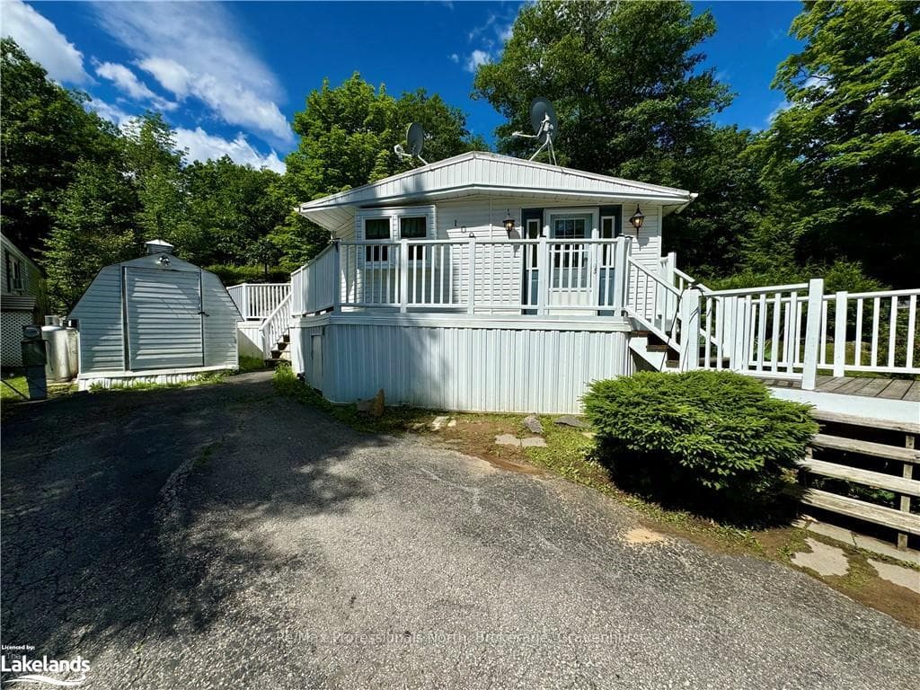 1007 RACOON Road Unit 100 photo 27