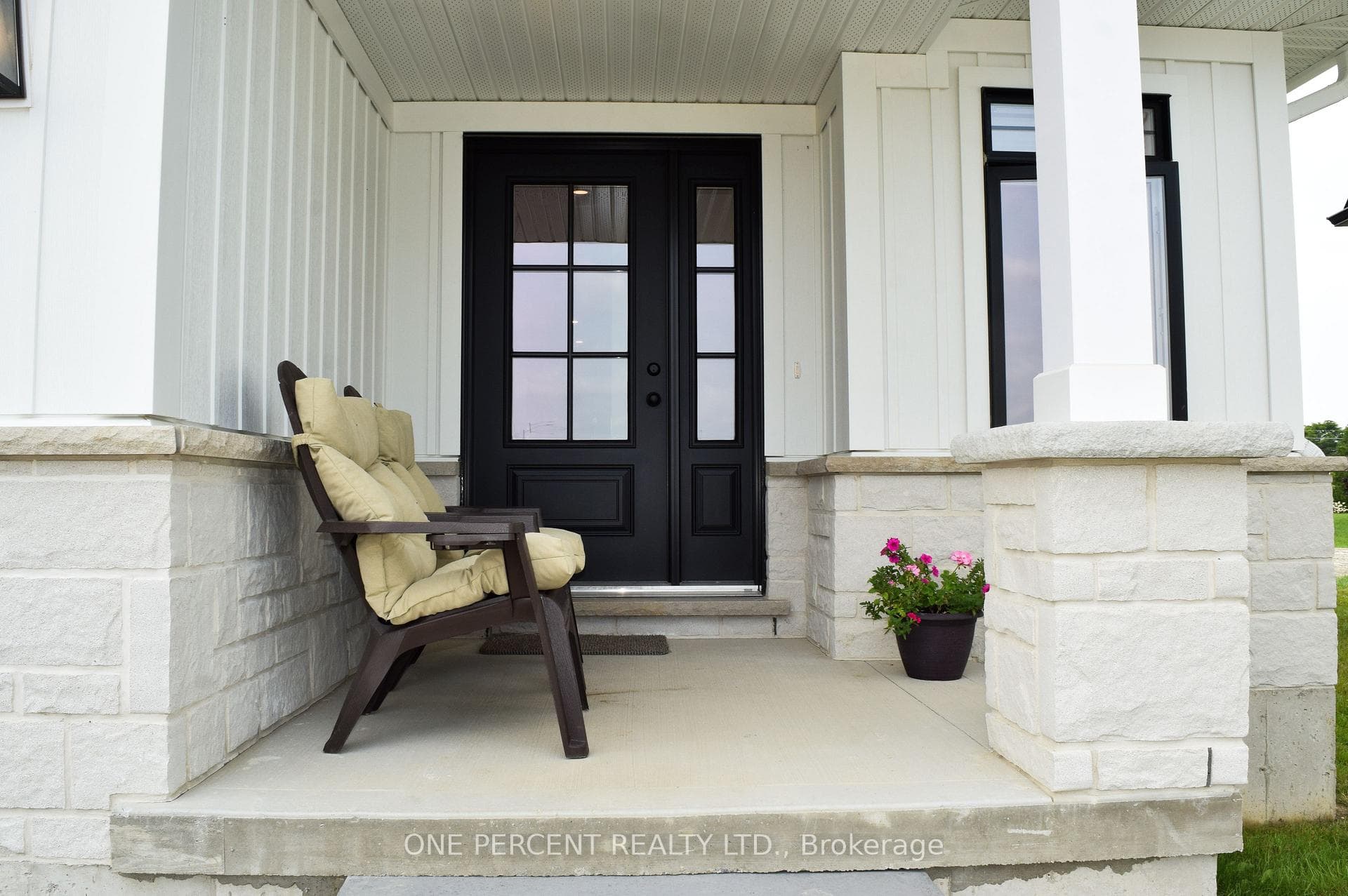131 Jacks Way photo 3