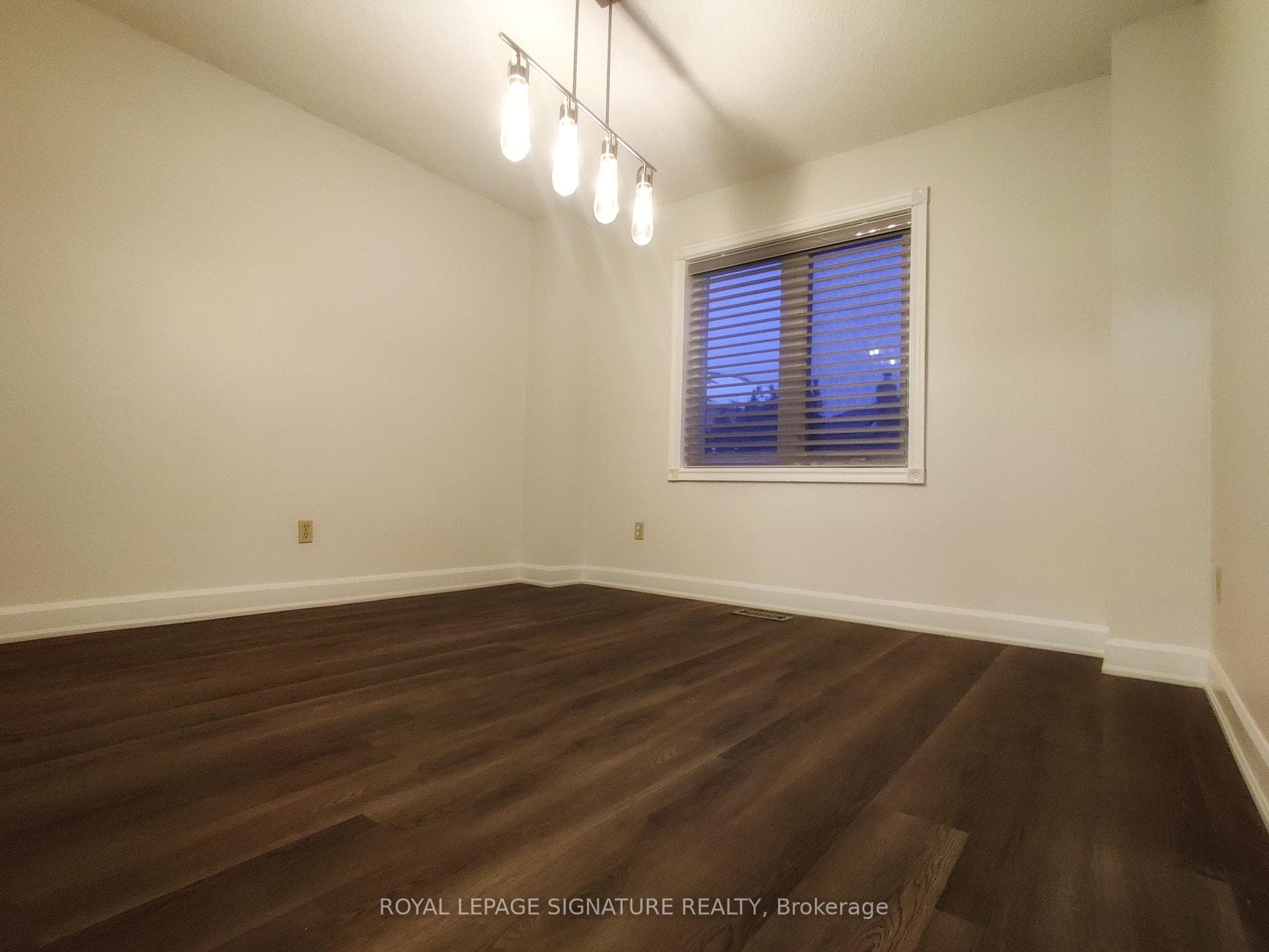 2966 Caradoc Lane Unit Upper photo 15