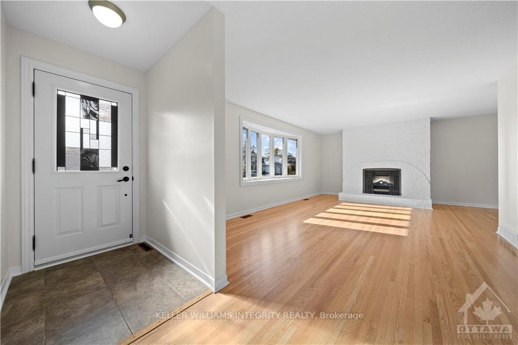 1619 VALMARIE Avenue photo 2