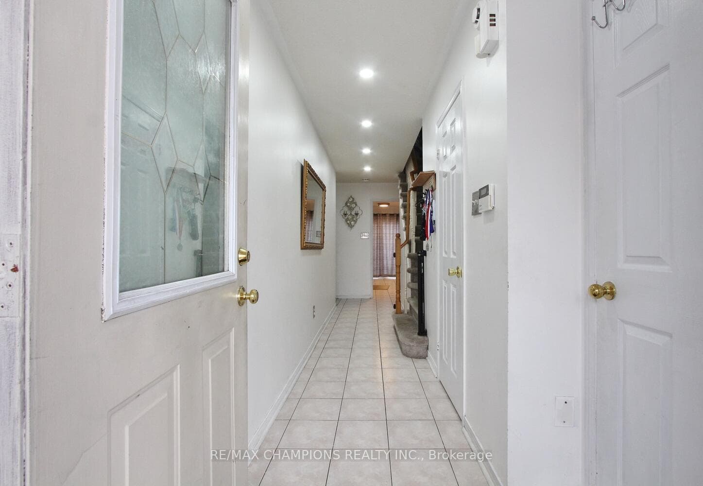 157 Morningmist Street photo 2