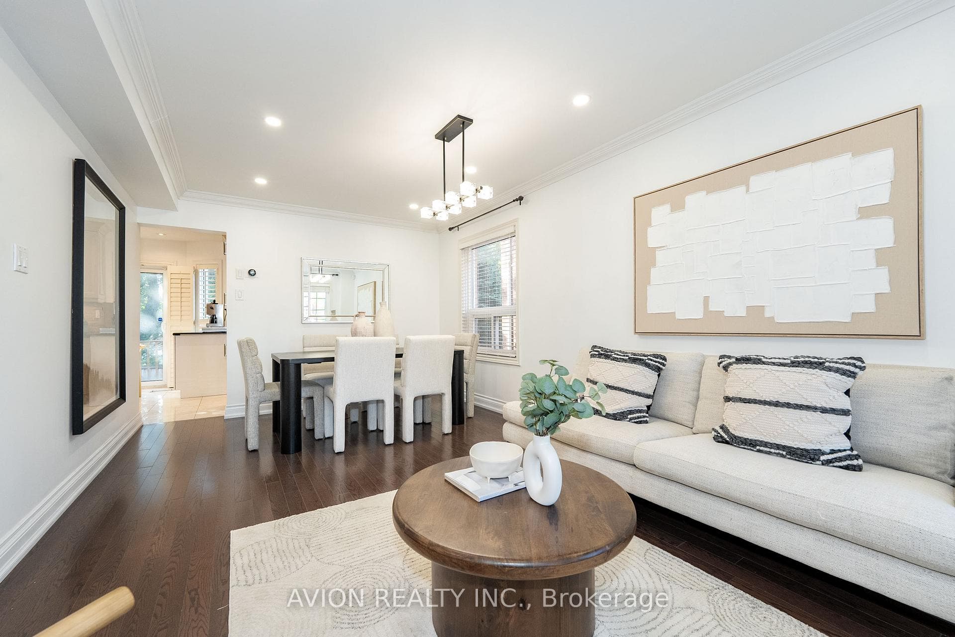 67 Stonebriar Drive photo 4