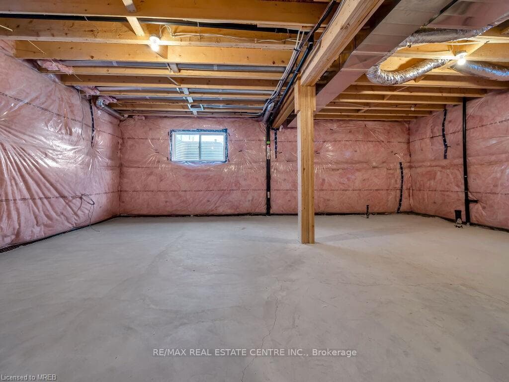 126 Tartan Avenue photo 37