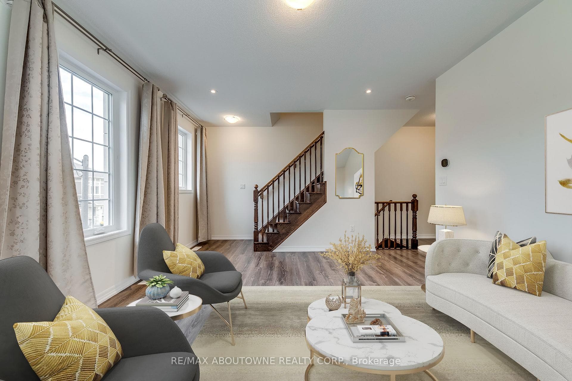 3338 Erasmum Street photo 30