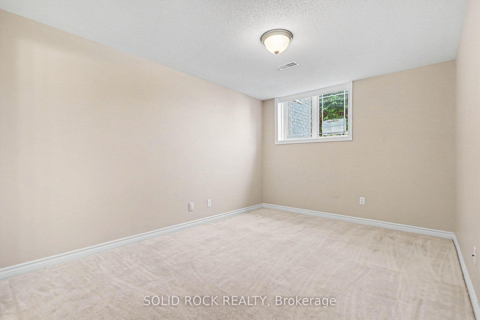 620 Lakeridge Drive photo 16
