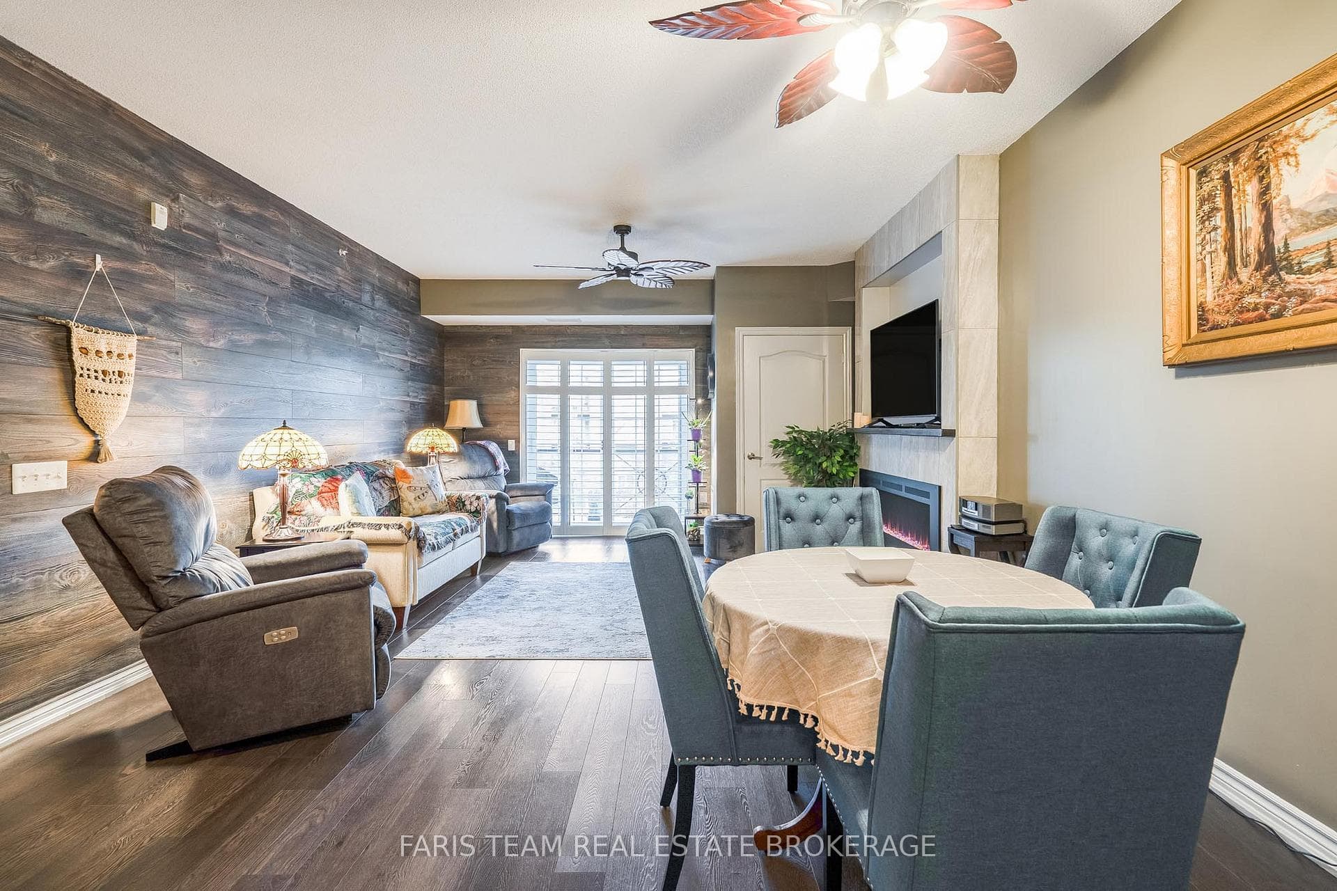 40 Ferndale Drive Unit 210 photo 13