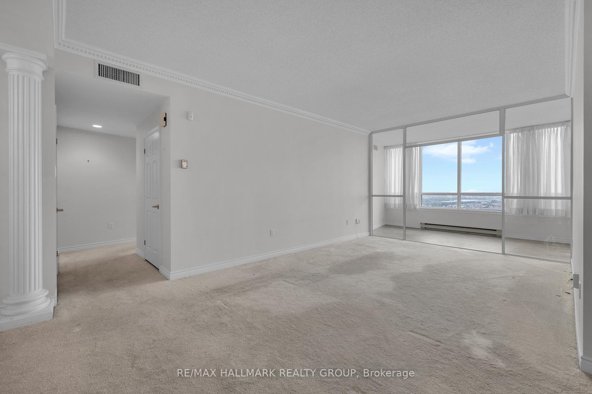 1480 Riverside Drive Unit 2204 photo 7