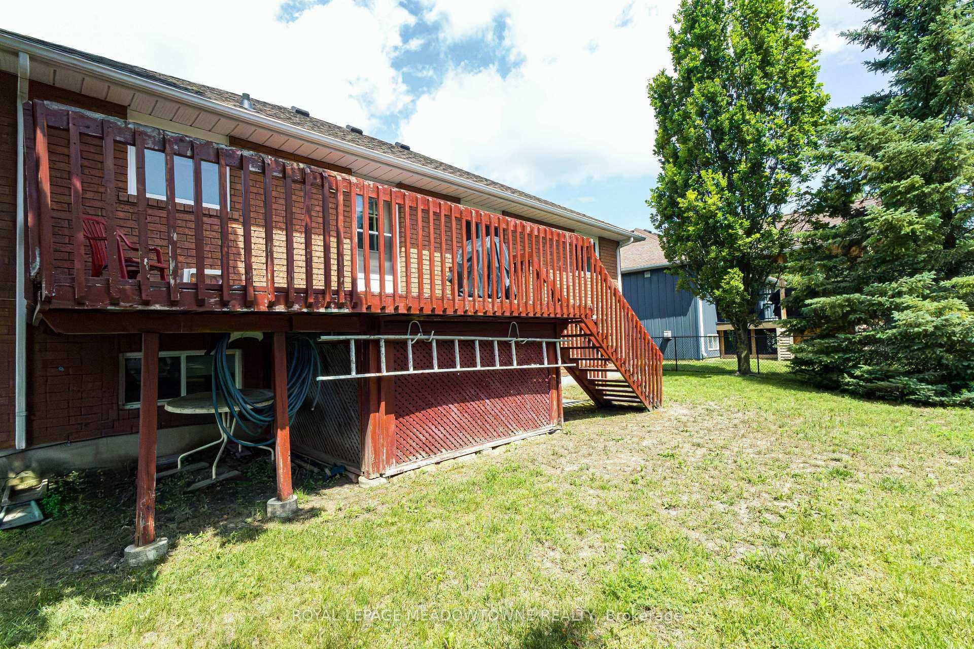 89 Royal Beech Drive photo 30