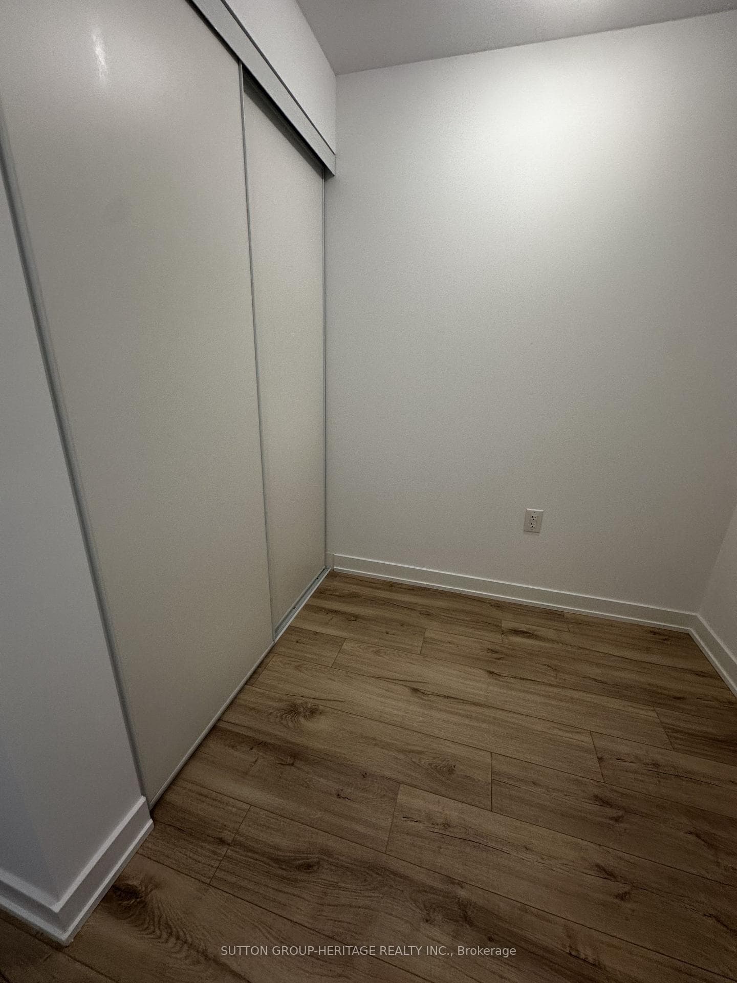 7439 Kingston Road Unit 512 photo 10