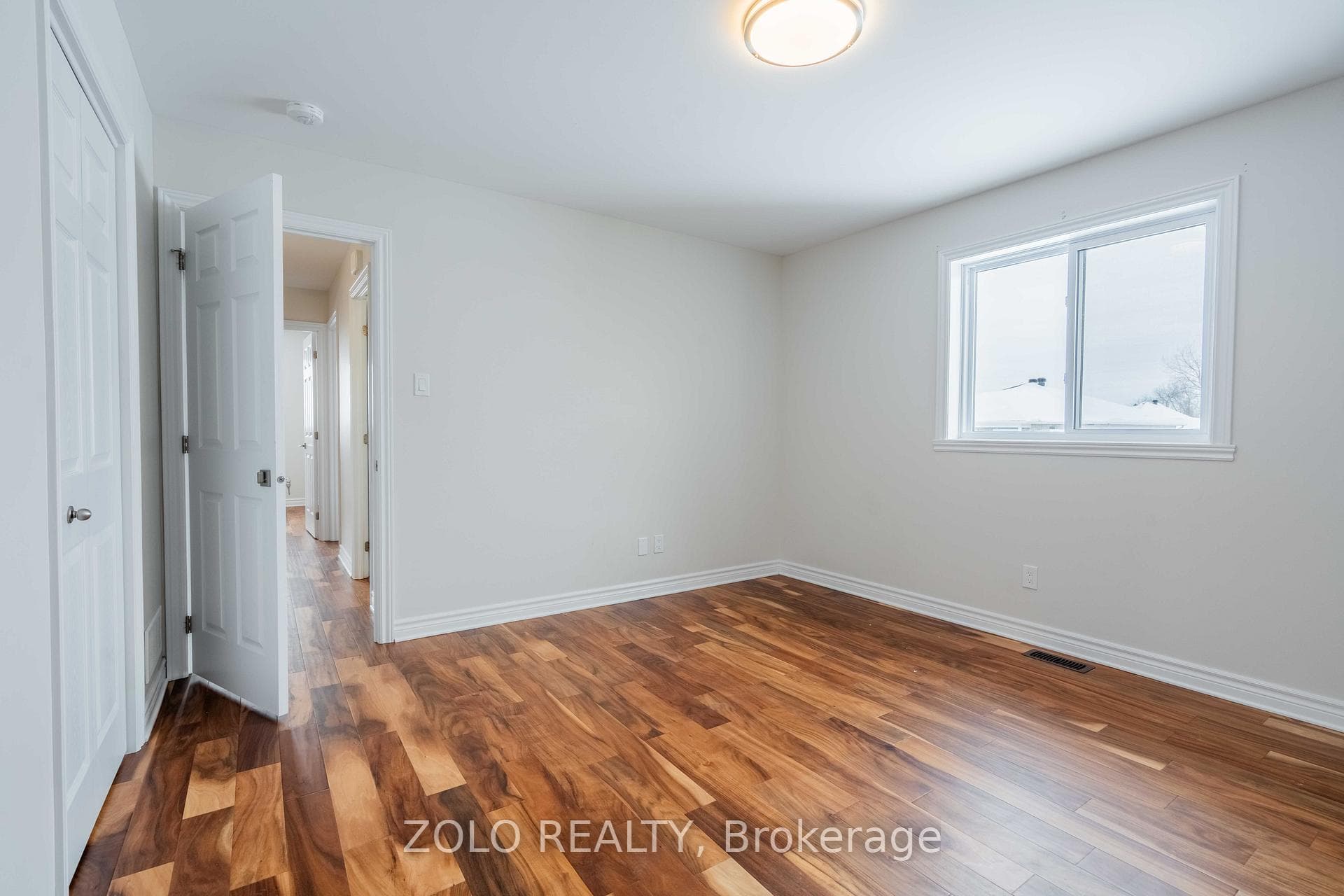 2360 Watson Crescent photo 21